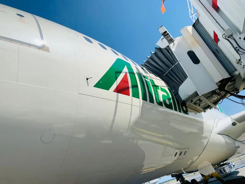 Alitalia: Sindacati, cigs sia prolungata e confronto sia in sede ministeriale 